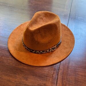 Stylish Brown Fedora Hat with Leopard Band